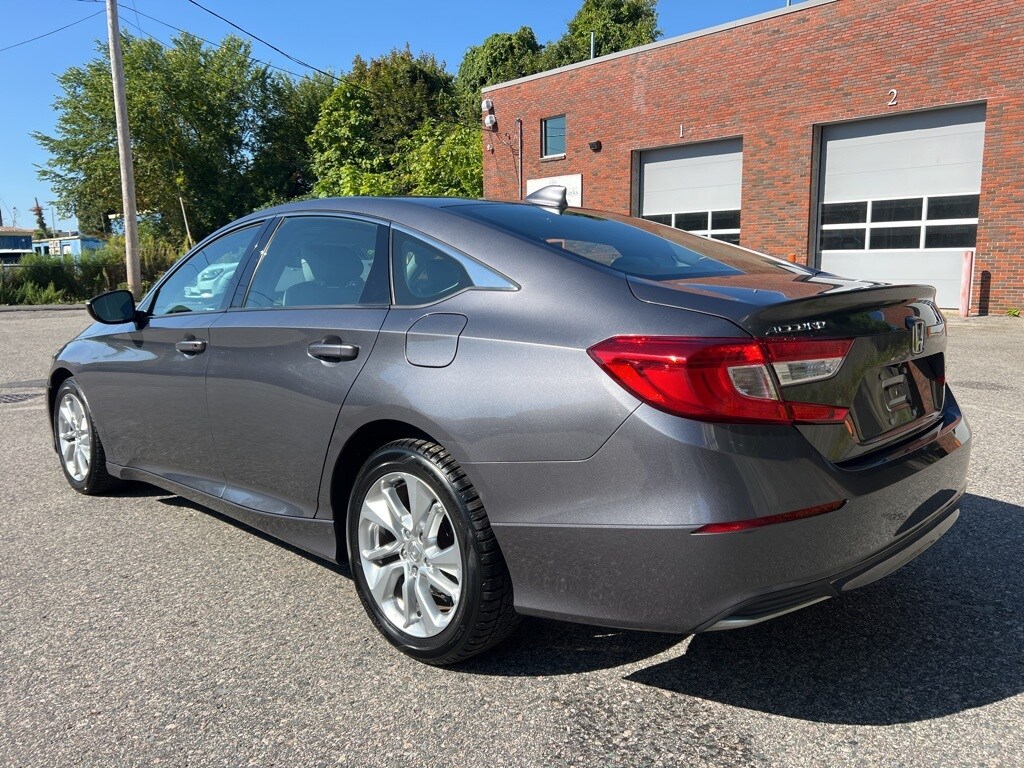 2019 Honda Accord LX photo 3