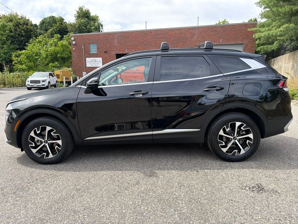 Used 2025 Kia Sportage EX SUV