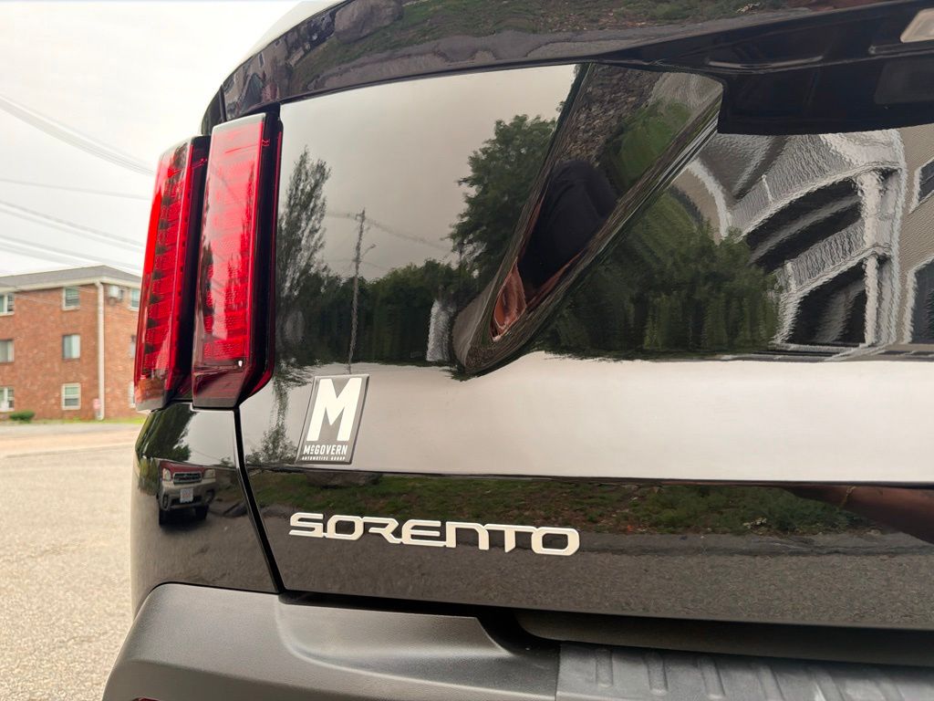 2023 Kia Sorento X-Line EX - Photo 12