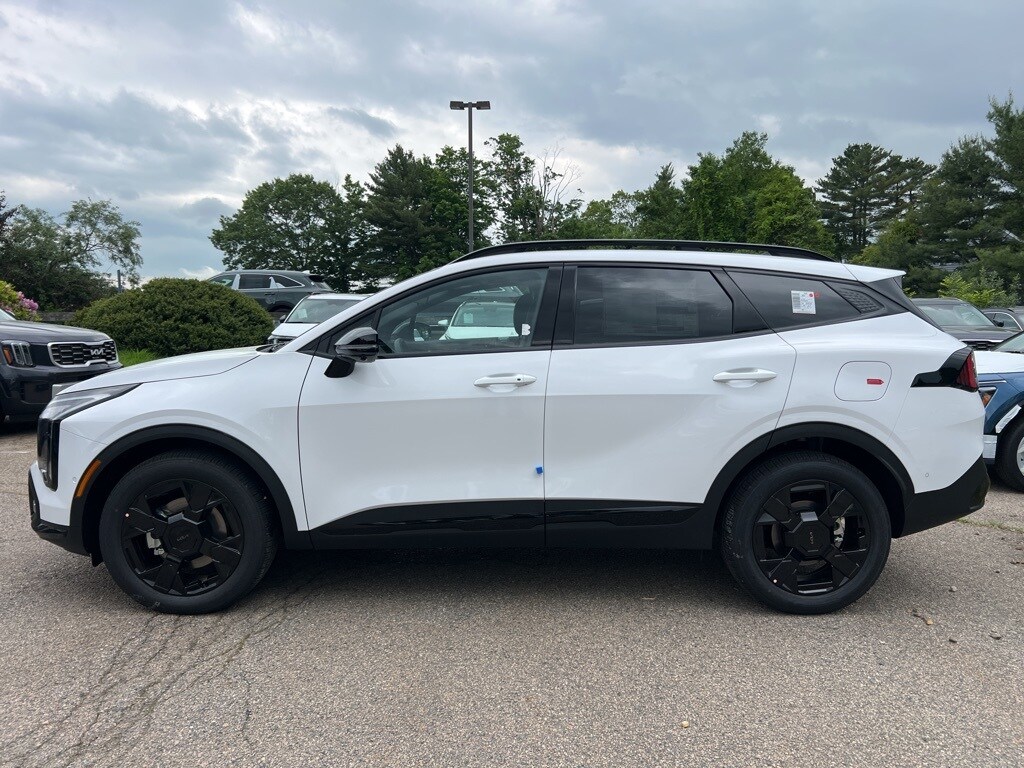2026 Kia Sportage X-Line photo 2