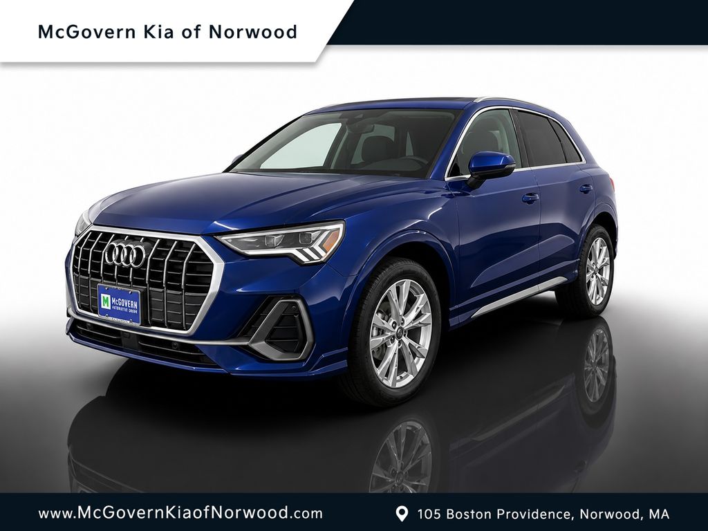 2024 Audi Q3 45 TFSI S Line Premium Plus quattro's photo