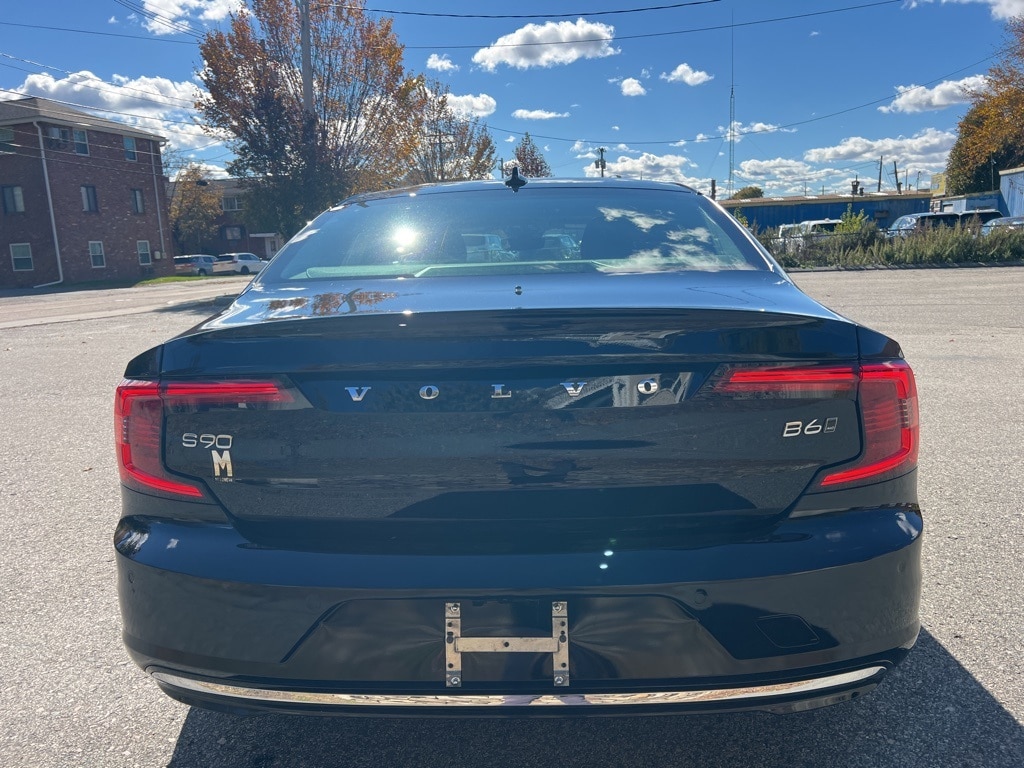 Used 2022 Volvo S90 B6 Inscription Sedan