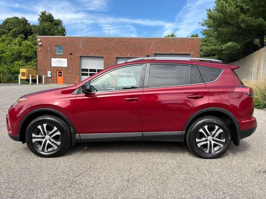 Used 2018 Toyota RAV4 LE SUV