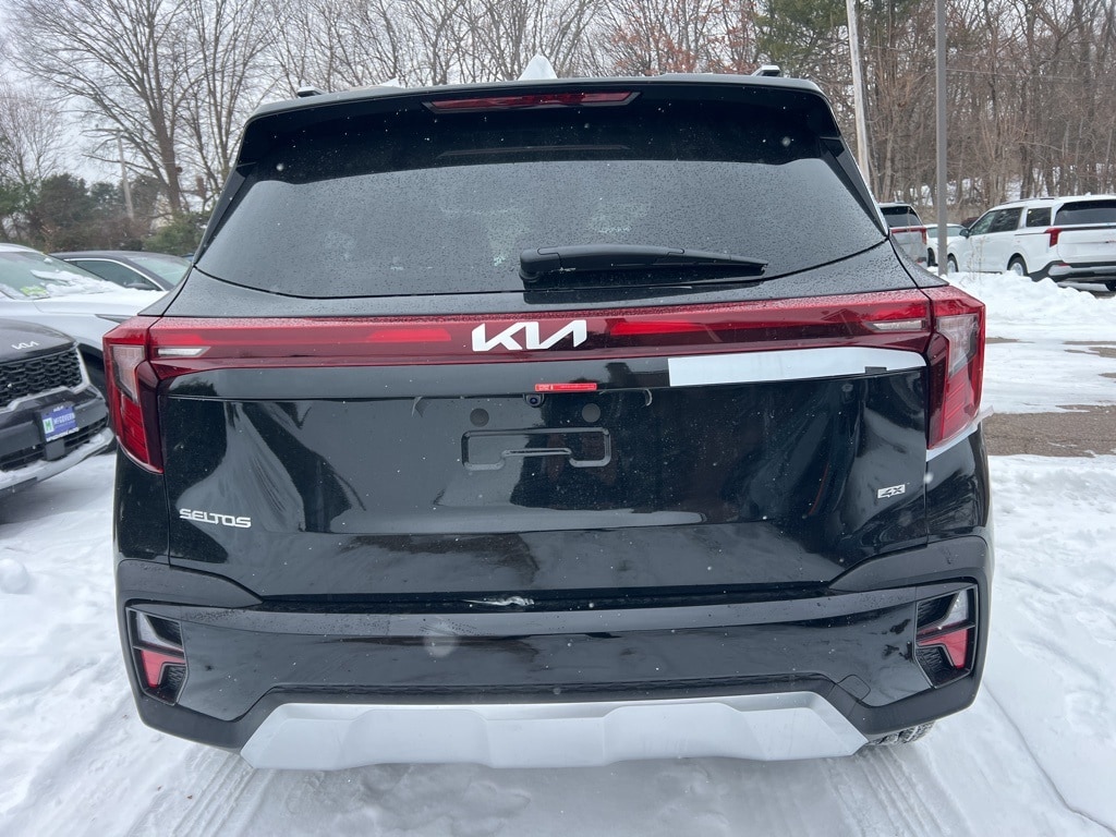New 2026 Kia Seltos S SUV