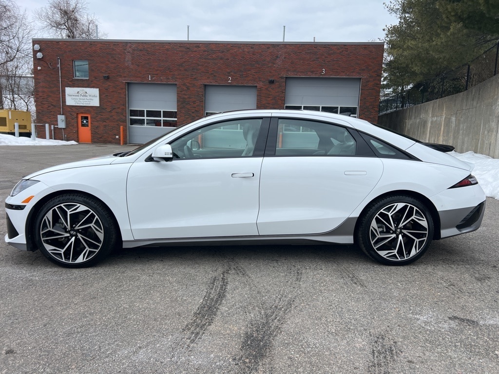 Used 2024 Hyundai IONIQ 6 Limited with VIN KMHM54AC5RA073421 for sale in Norwood, MA