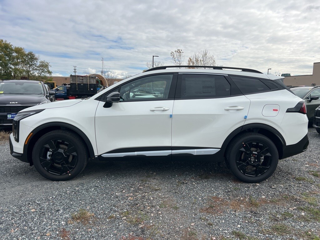 New 2026 Kia Sportage Hybrid X-Line SUV