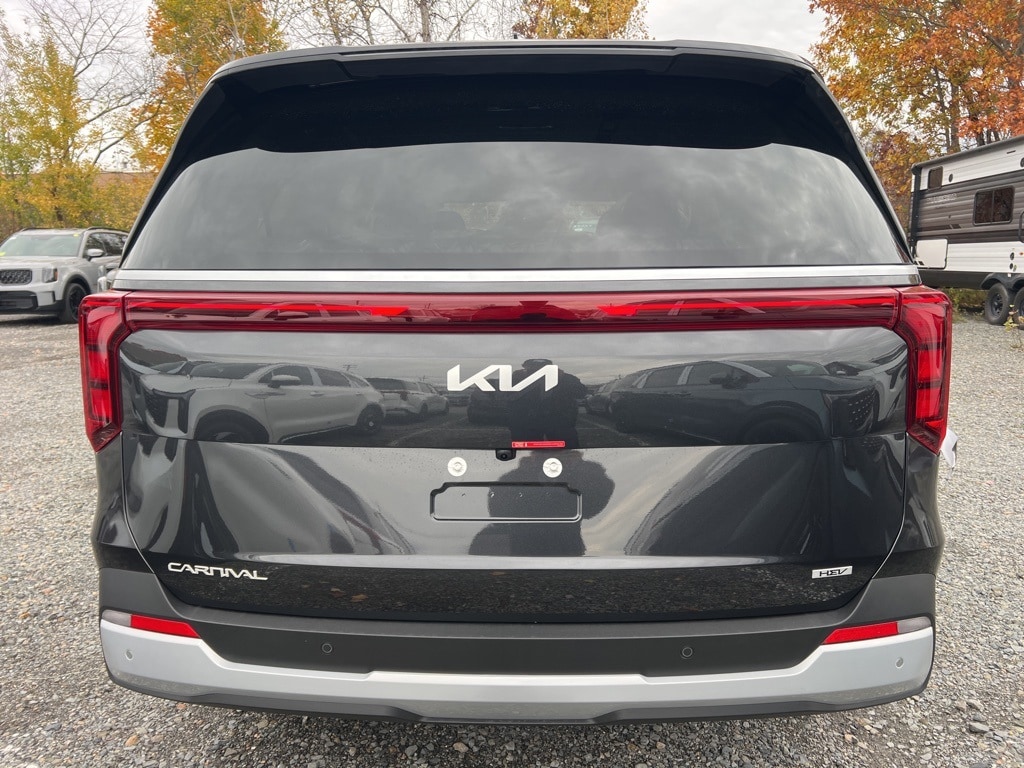 New 2026 Kia Carnival Hybrid EX Van Passenger Van