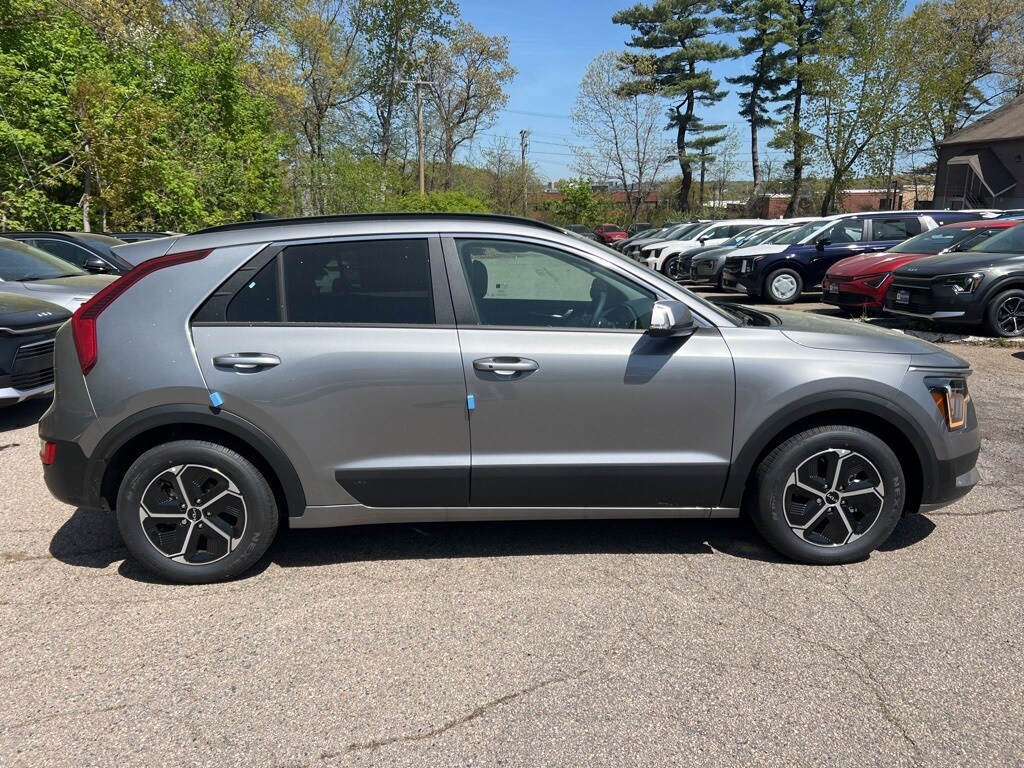 2025 Kia Niro Plug-In Hybrid EX photo 4