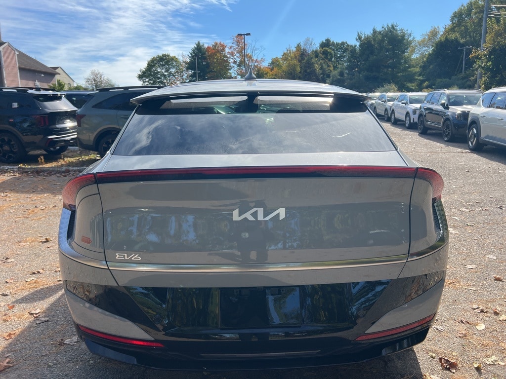 New 2025 Kia EV6 Wind SUV