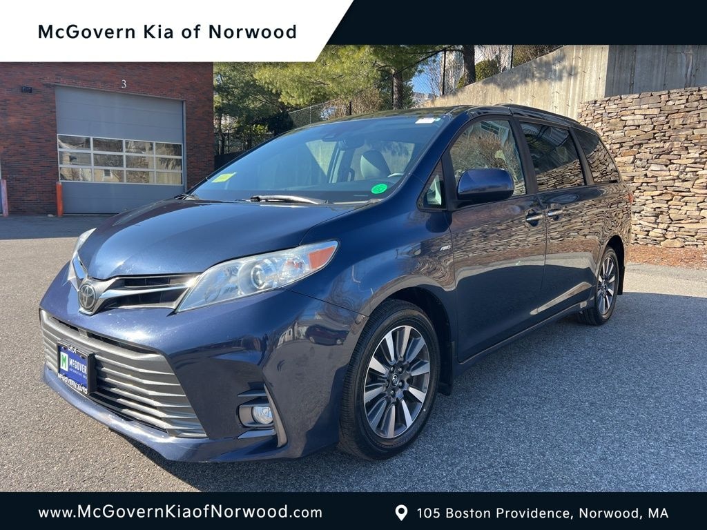 Used 2018 Toyota Sienna Van Passenger Van