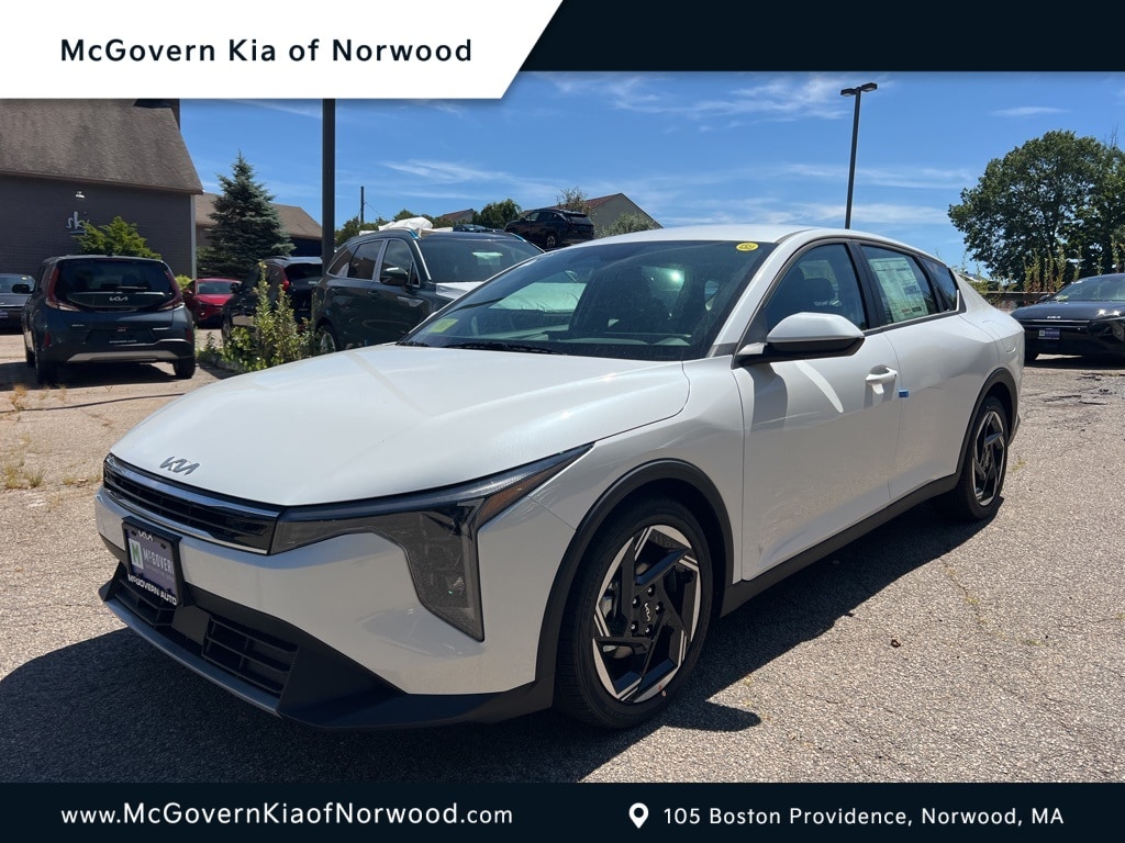 2025 Kia K4 EX's photo