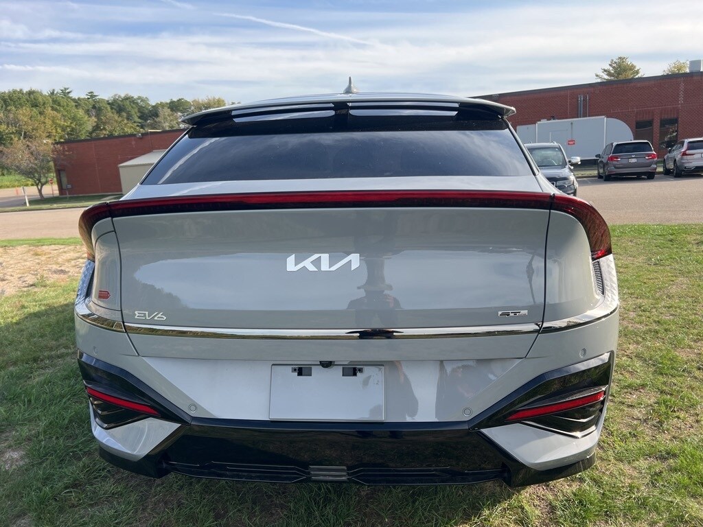 2025 Kia EV6 GT-Line photo 3