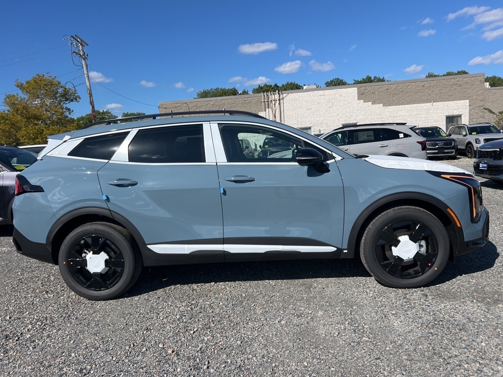 New 2026 Kia Sportage Hybrid X-Line SUV