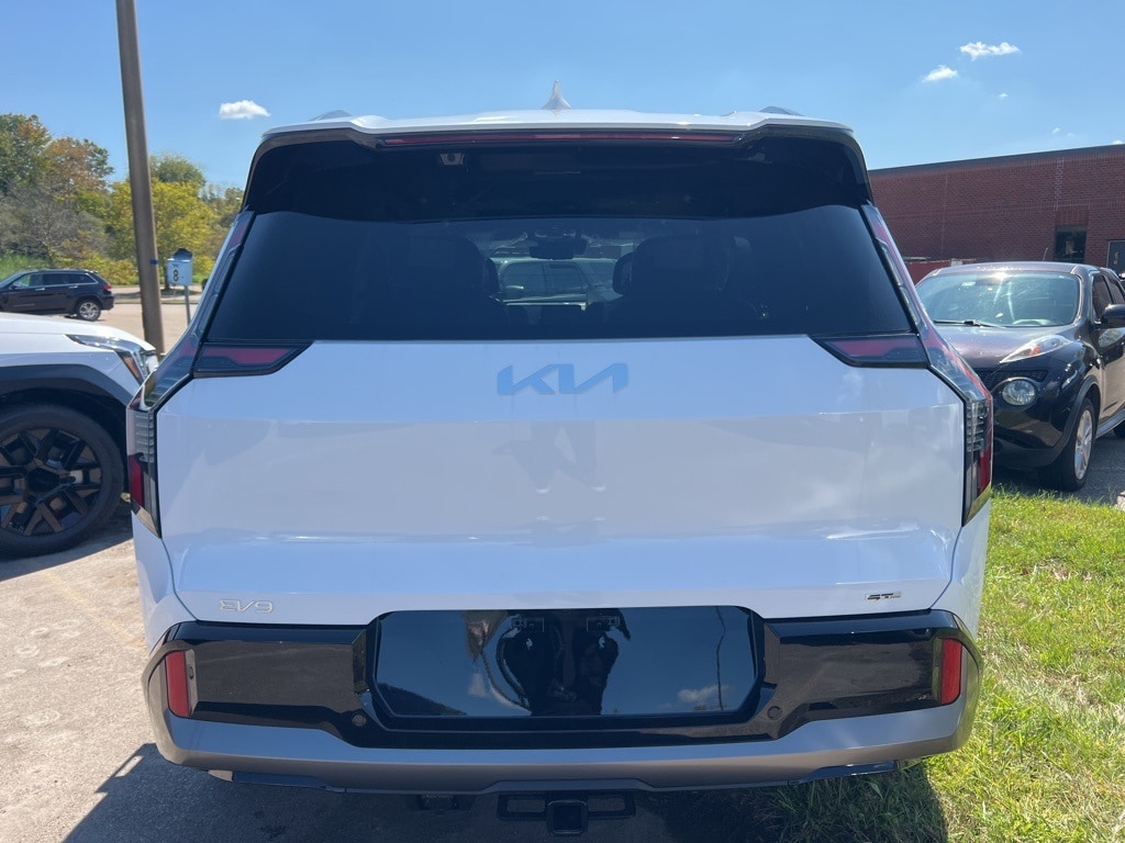 New 2026 Kia EV9 GT-Line SUV