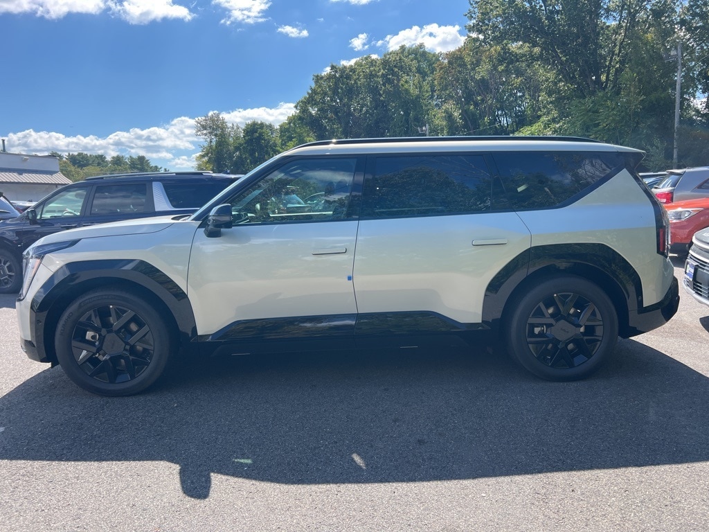 New 2026 Kia EV9 Land SUV