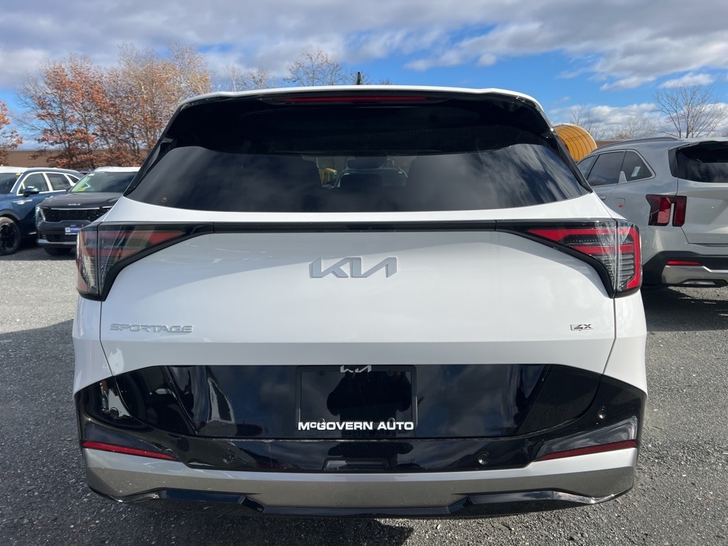 2026 Kia Sportage photo 2