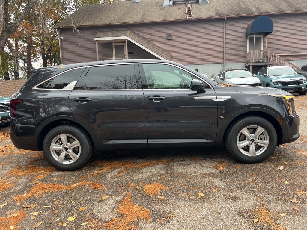 New 2026 Kia Sorento LX SUV