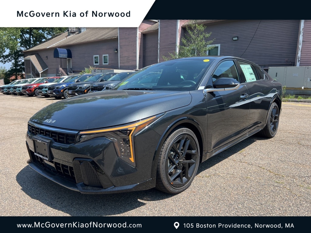 2025 Kia K4 GT-Line Turbo's photo