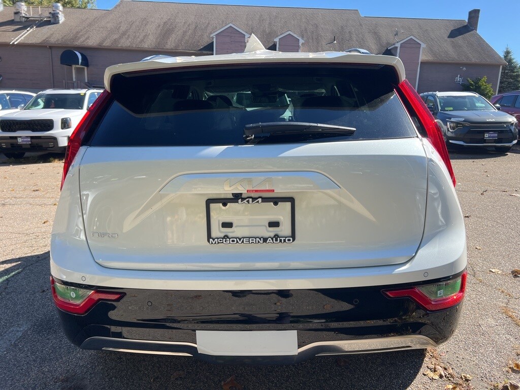 New 2025 Kia Niro EV Wind SUV