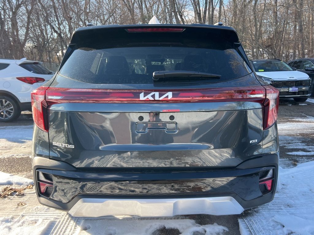New 2026 Kia Seltos EX SUV