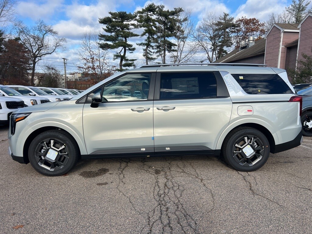 2026 Kia Carnival EX photo 2