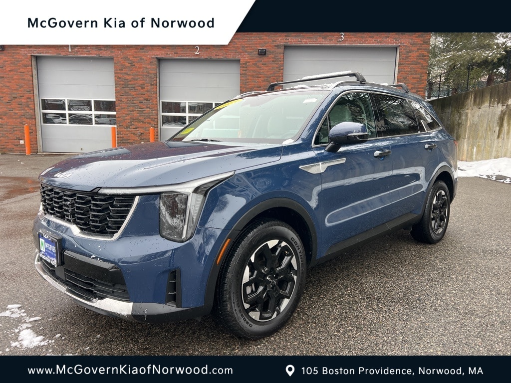Used 2025 Kia Sorento S SUV