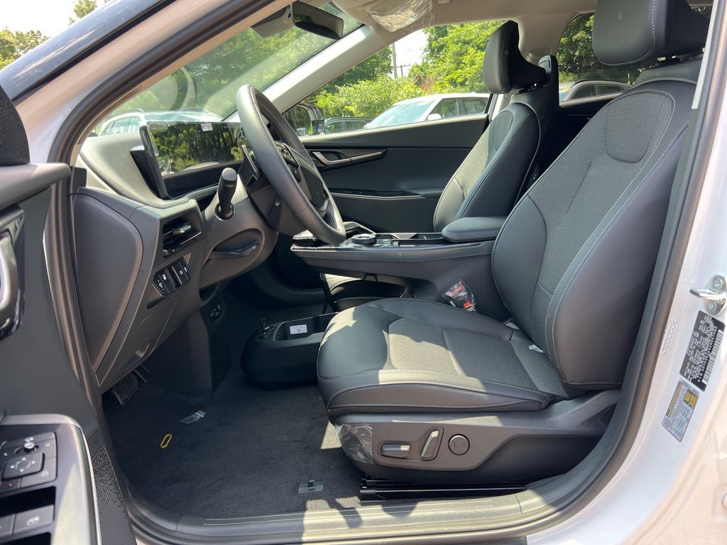 2025 Kia EV6 Light L/R - Photo 9