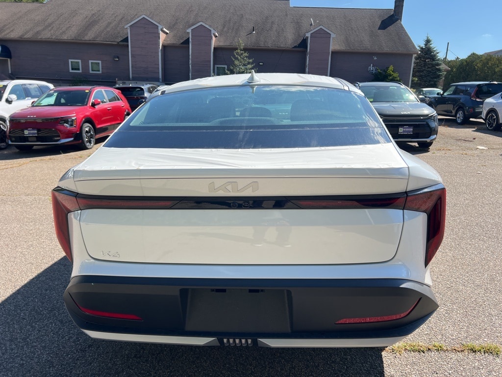 New 2025 Kia K4 EX Sedan