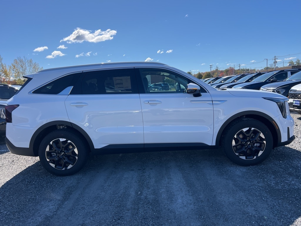 New 2026 Kia Sorento S SUV