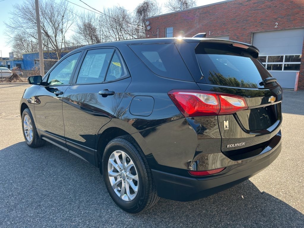 Used 2021 Chevrolet Equinox LS SUV