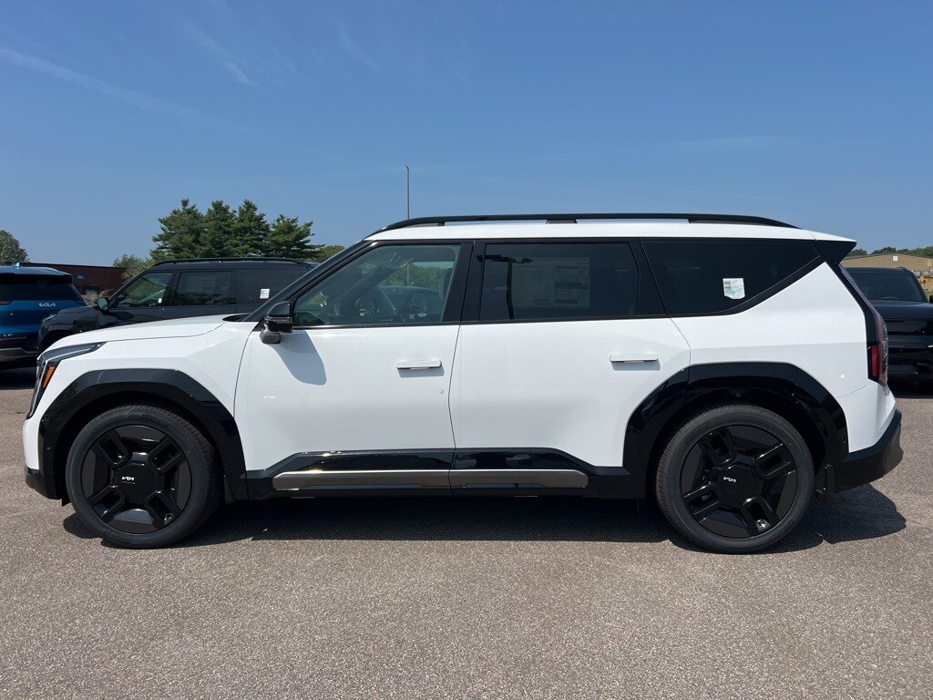 2026 Kia EV9 GT-Line photo 2