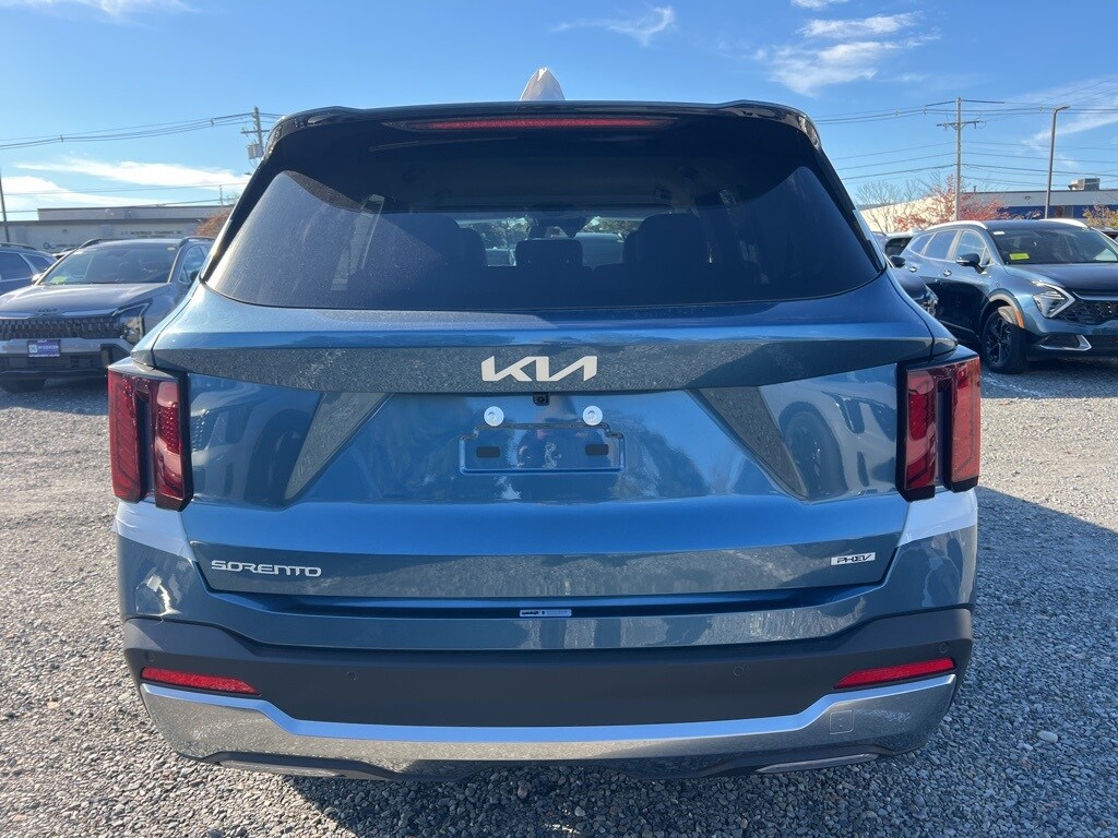 New 2026 Kia Sorento Plug-In Hybrid EX SUV