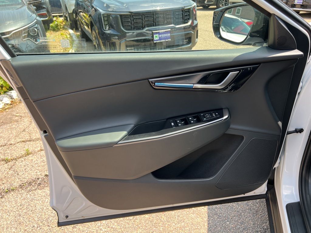 2025 Kia EV6 Light L/R - Photo 8