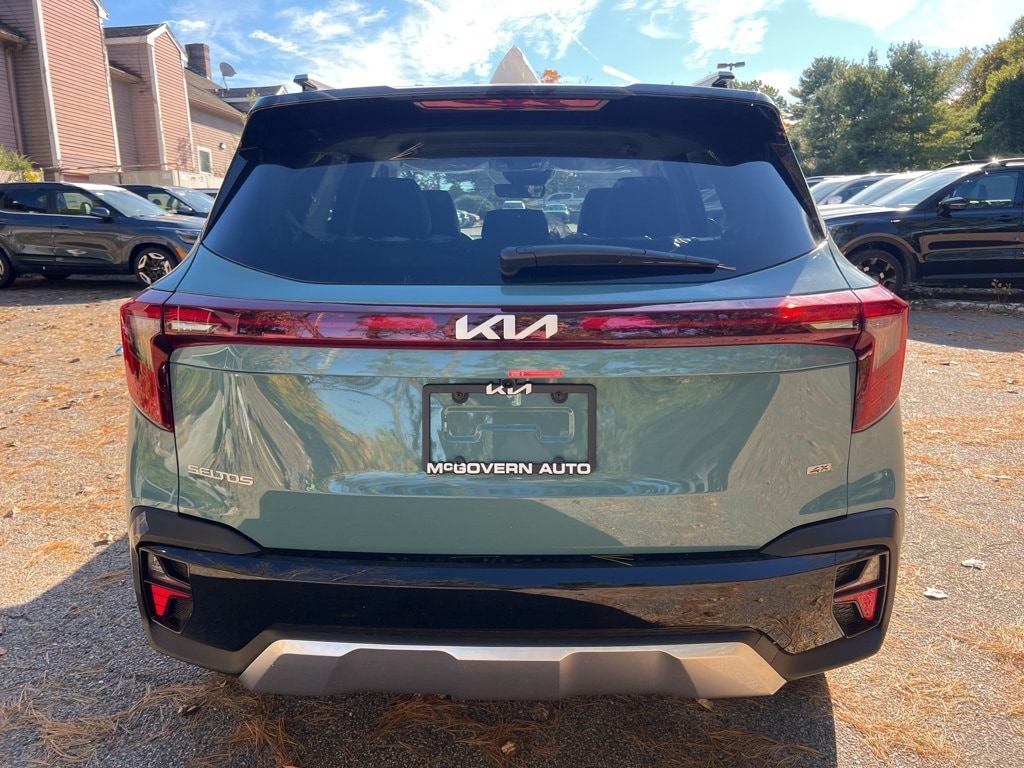 New 2026 Kia Seltos S SUV