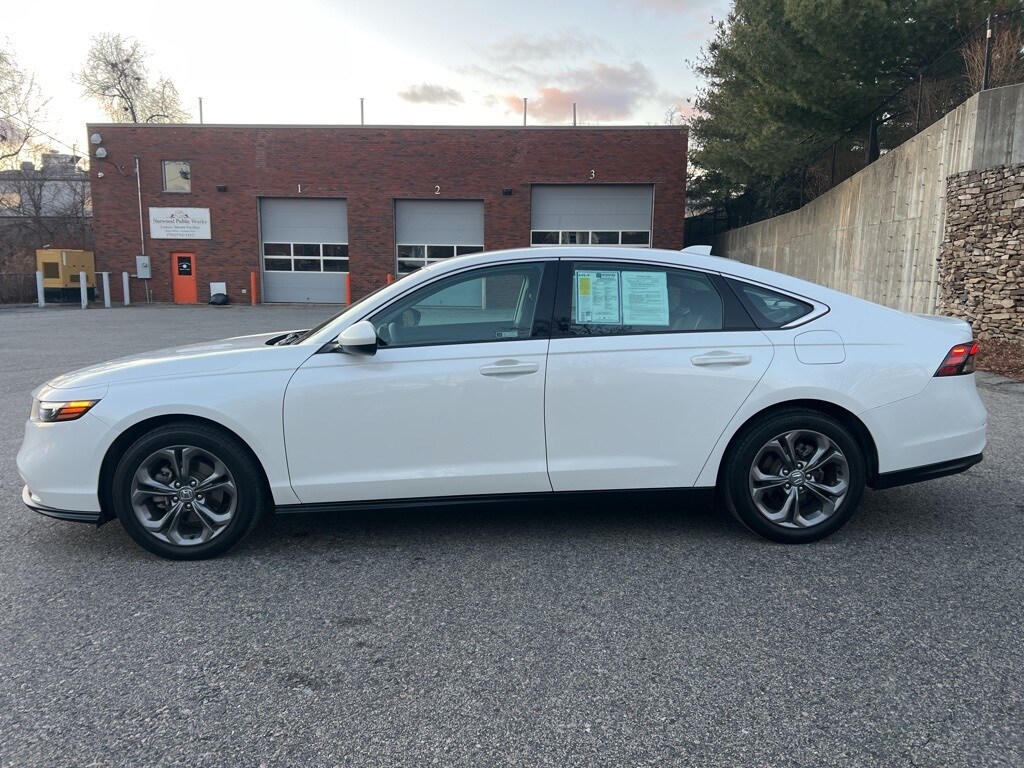 Used 2024 Honda Accord EX Sedan