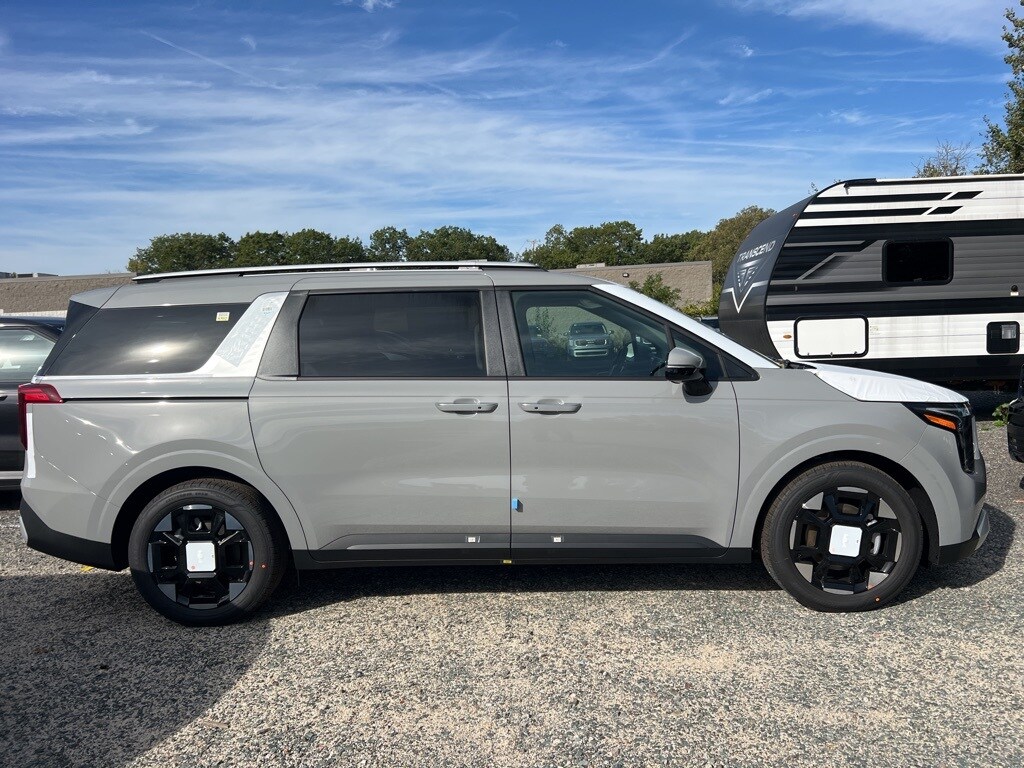 2026 Kia Carnival EX photo 4