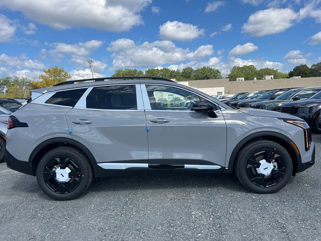 New 2026 Kia Sportage Hybrid X-Line SUV