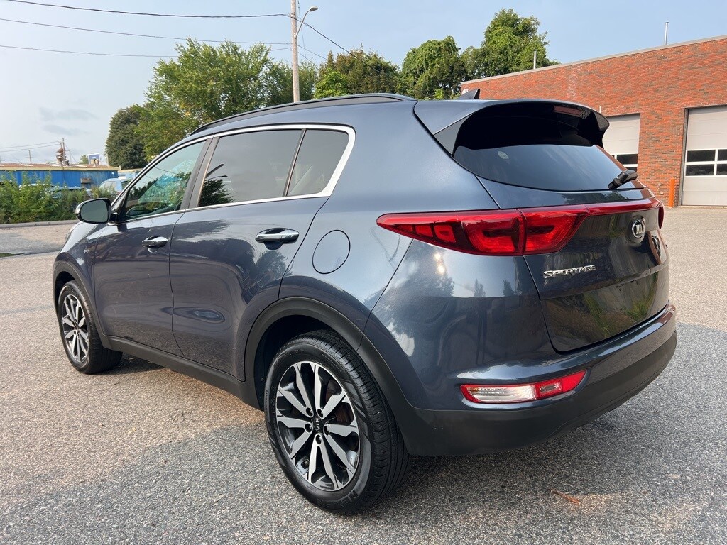 2018 Kia Sportage EX photo 3