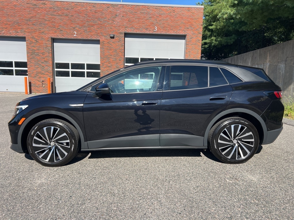 Used 2024 Volkswagen ID.4 PRO with VIN 1V2DSPE8XRC003307 for sale in Norwood, MA