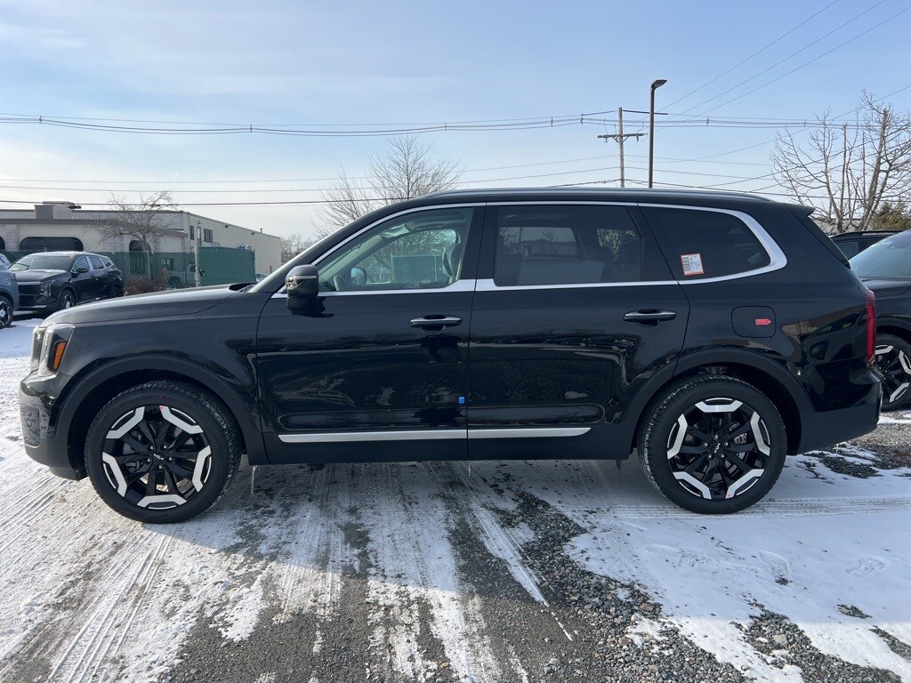 New 2025 Kia Telluride S SUV