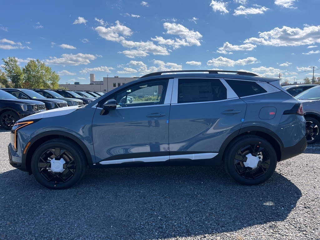 New 2026 Kia Sportage Hybrid X-Line SUV