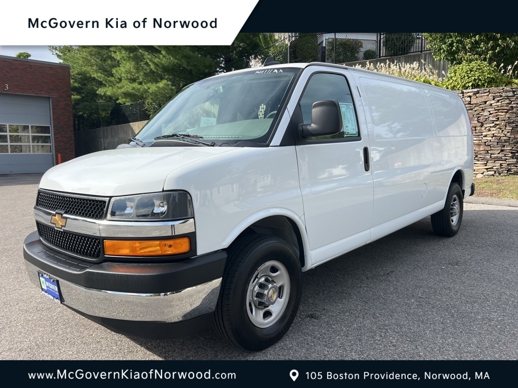 Used 2024 Chevrolet Express Cargo 2500 Work Van Van Extended Cargo Van