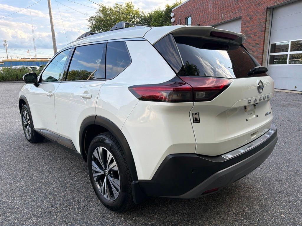 Used 2021 Nissan Rogue SV SUV
