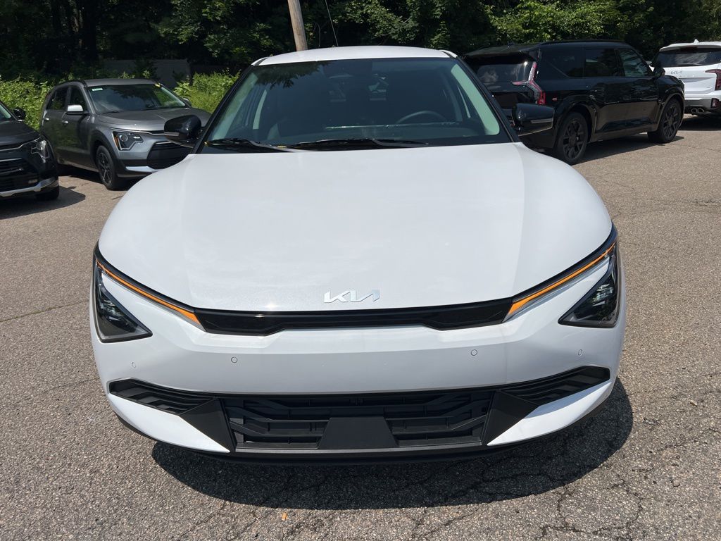 2025 Kia EV6 Light L/R - Photo 6