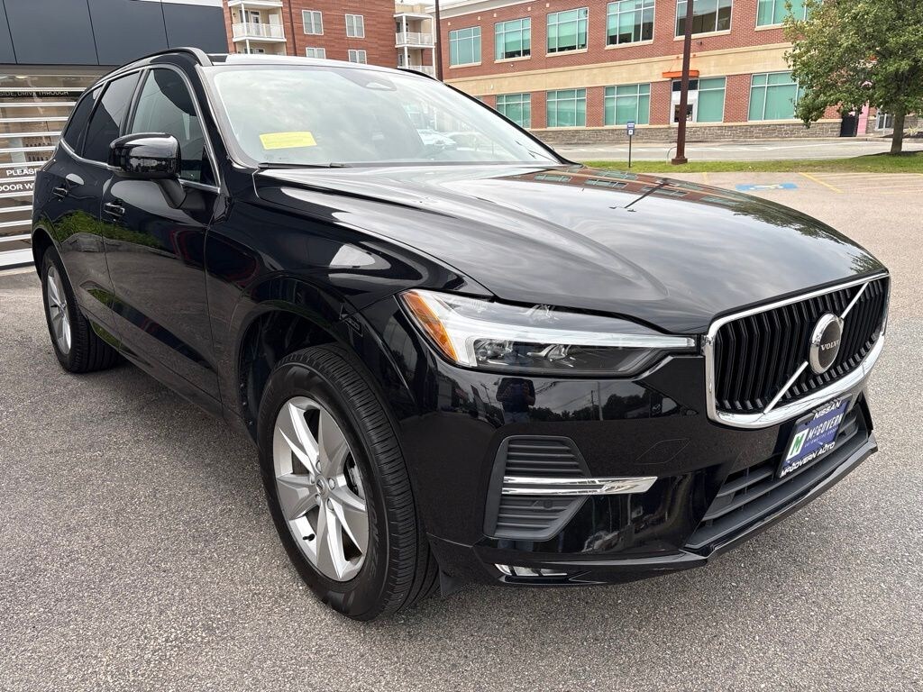 Certified 2022 Volvo XC60 B5 Momentum SUV