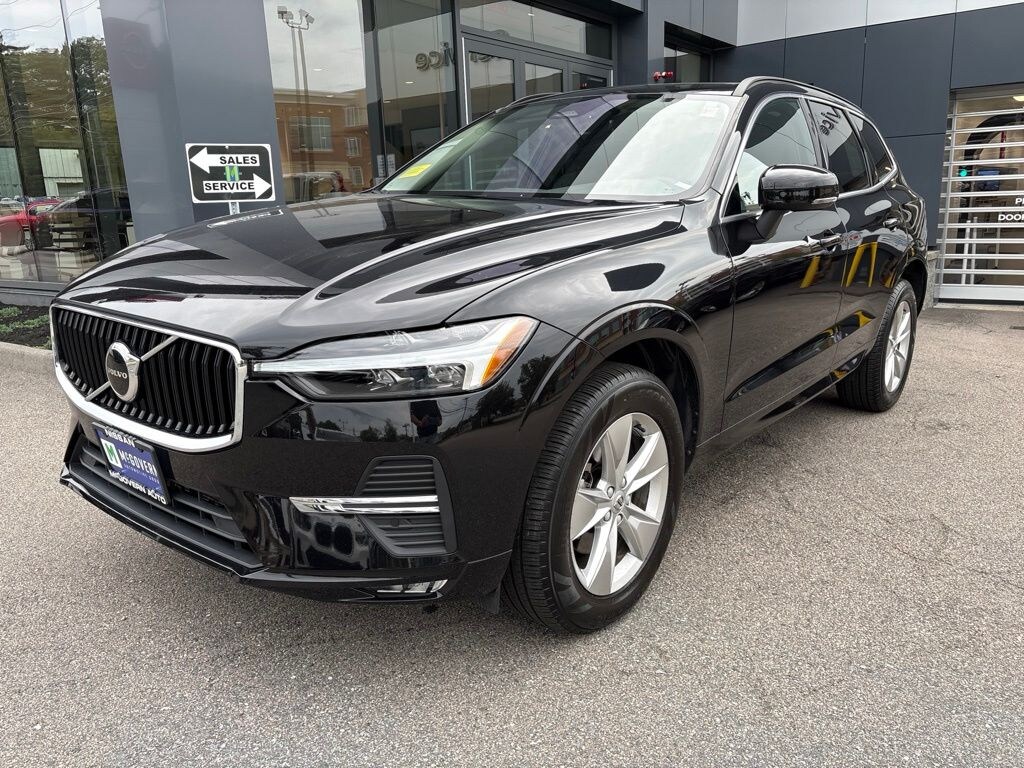Certified 2022 Volvo XC60 B5 Momentum SUV