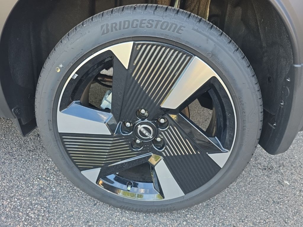 2025 Nissan Kicks SR AWD - Photo 25