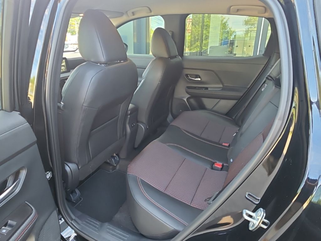 2025 Nissan Kicks SR AWD - Photo 12