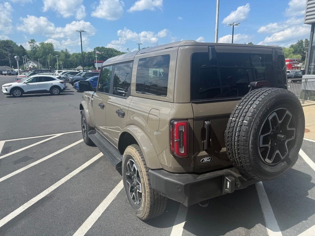 New 2026 Ford Bronco Outer Banks SUV