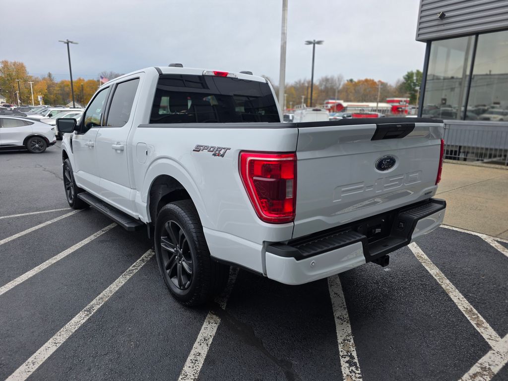 2021 Ford F-150 XLT photo 3